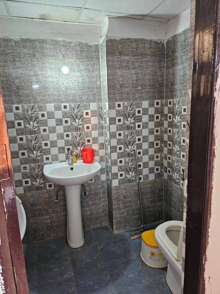 Bathroom, ats-dolce 3 Bedroom 1800 Sq.Ft. Apartment In Zeta I Greater Noida Greater Noida 9367809