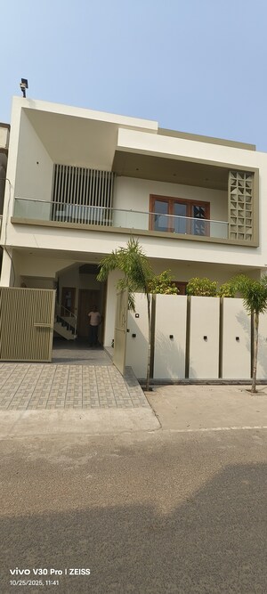 Balcony in 3 BHK Independent House at Indira Nagar – for Sale