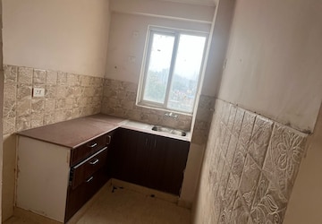 Bedroom in 2.5 BHK Apartment at Amrapali Golf Homes, Haibatpur – for Sale