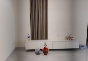 Room in 2 BHK Apartment at VVIP Mangal, Raj Nagar Extension – for Rent