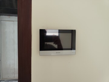 Room in 2 BHK Builder Floor at Sushant Lok 2, Sector 57 – for Rent