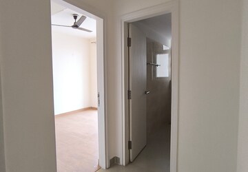 Room in 3 BHK Apartment at Emaar Imperial Gardens, Sector 102 – for Rent