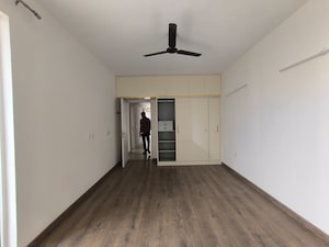 Room in 3 BHK Apartment at Emaar Imperial Gardens, Sector 102 – for Rent