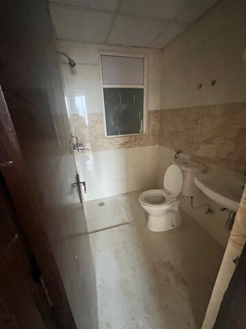 Bathroom in 2.5 BHK Apartment at Amrapali Golf Homes, Haibatpur – for Sale