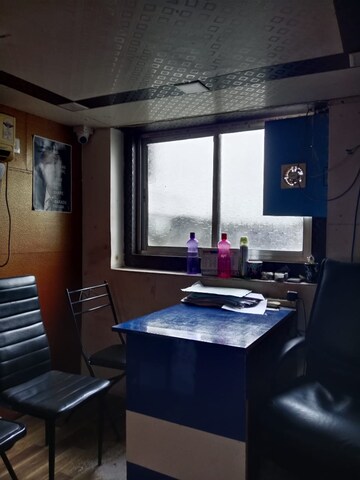  Office Space For Rent in Bbd Bagh