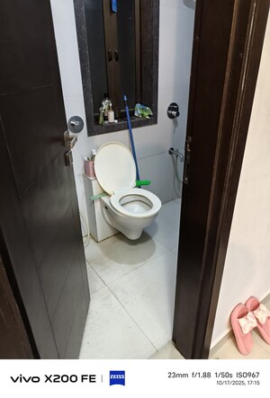 Bathroom in 1 BHK Apartment at Jyoti Complex, Goregaon East – for Rent