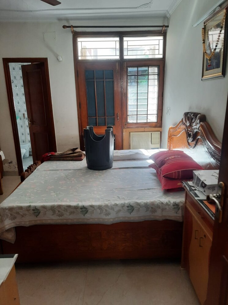 Bedroom, ip extension 3 Bedroom 1300 Sq.Ft. Apartment In Ip Extension Delhi 9367910