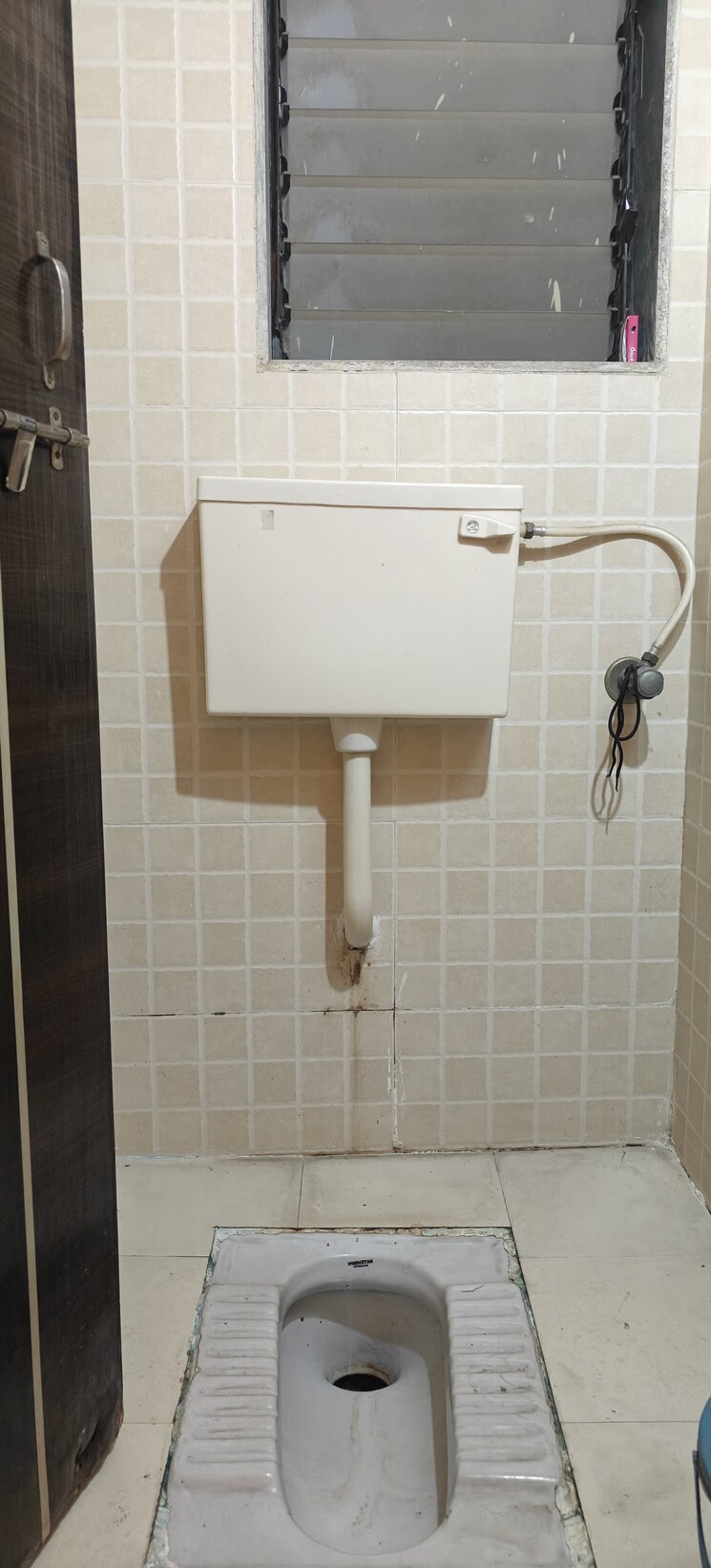 Bathroom, matruchaya-chs 1 Bedroom 720 Sq.Ft. Apartment In Cbd Belapur Sector 20 Navi Mumbai 9367913