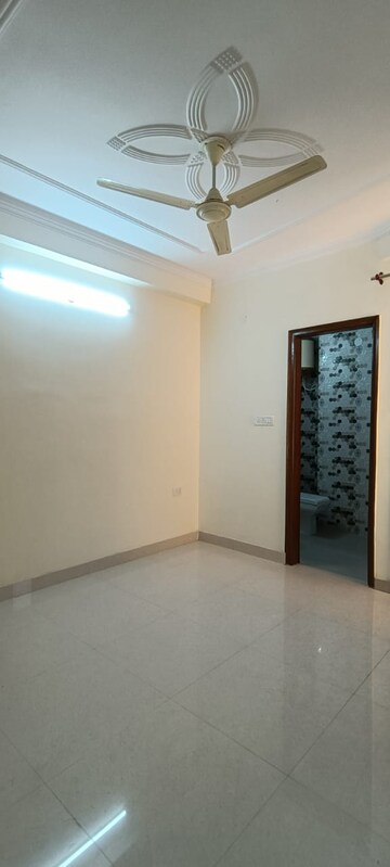 2 BHK Builder Floor For Rent in Hargobind Enclave