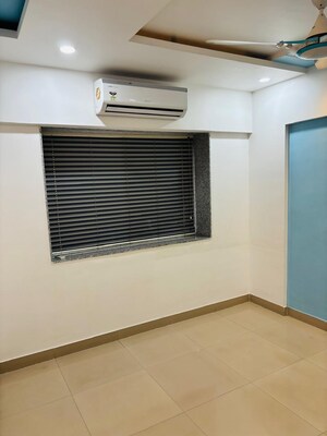 Room in 3 BHK Apartment at BU Bhandari Everglade, Kharadi – for Rent