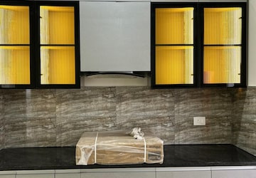 Room in 3 BHK Apartment at Shapoorji Pallonji Joyville Phase 2, Sector 102 – for Rent