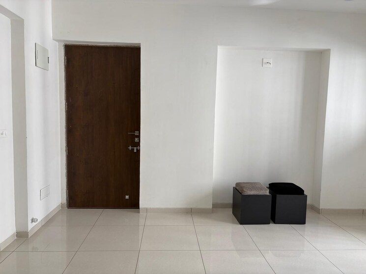 Room, sun-atmosphere 2 Bedroom 712 Sq.Ft. Apartment In Shela Ahmedabad 9367965