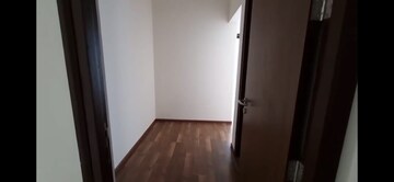 Room in 3 BHK Apartment at Duville Riverdale Residences, Kharadi – for Rent