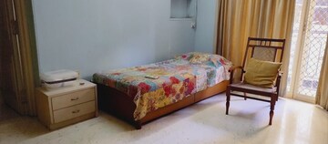 Bedroom in 3 BHK Apartment at Bandra West – for Rent