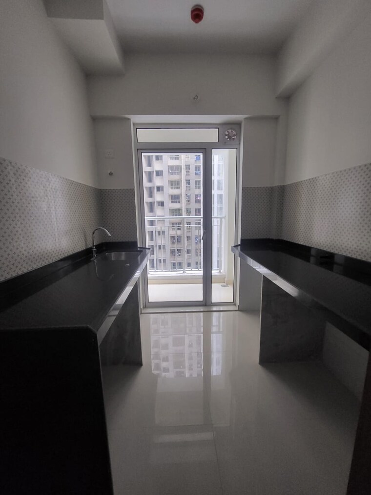 Living Room, lodha-amara 2 Bedroom 640 Sq.Ft. Apartment In Kolshet Road Thane 9367924