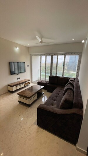 Master Bedroom in 3 BHK Apartment at Shroff Aureta, Koregaon Park Annexe – for Rent