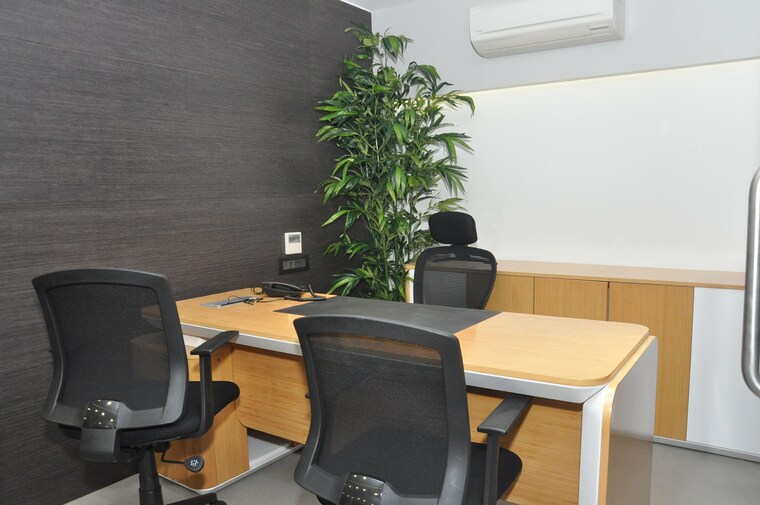 undefined, vijay nagar Commercial Office Space 2500 Sq.Ft. In Vijay Nagar Indore 9367980