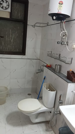 Bathroom in 2 BHK Builder Floor at Maidan Garhi – for Rent
