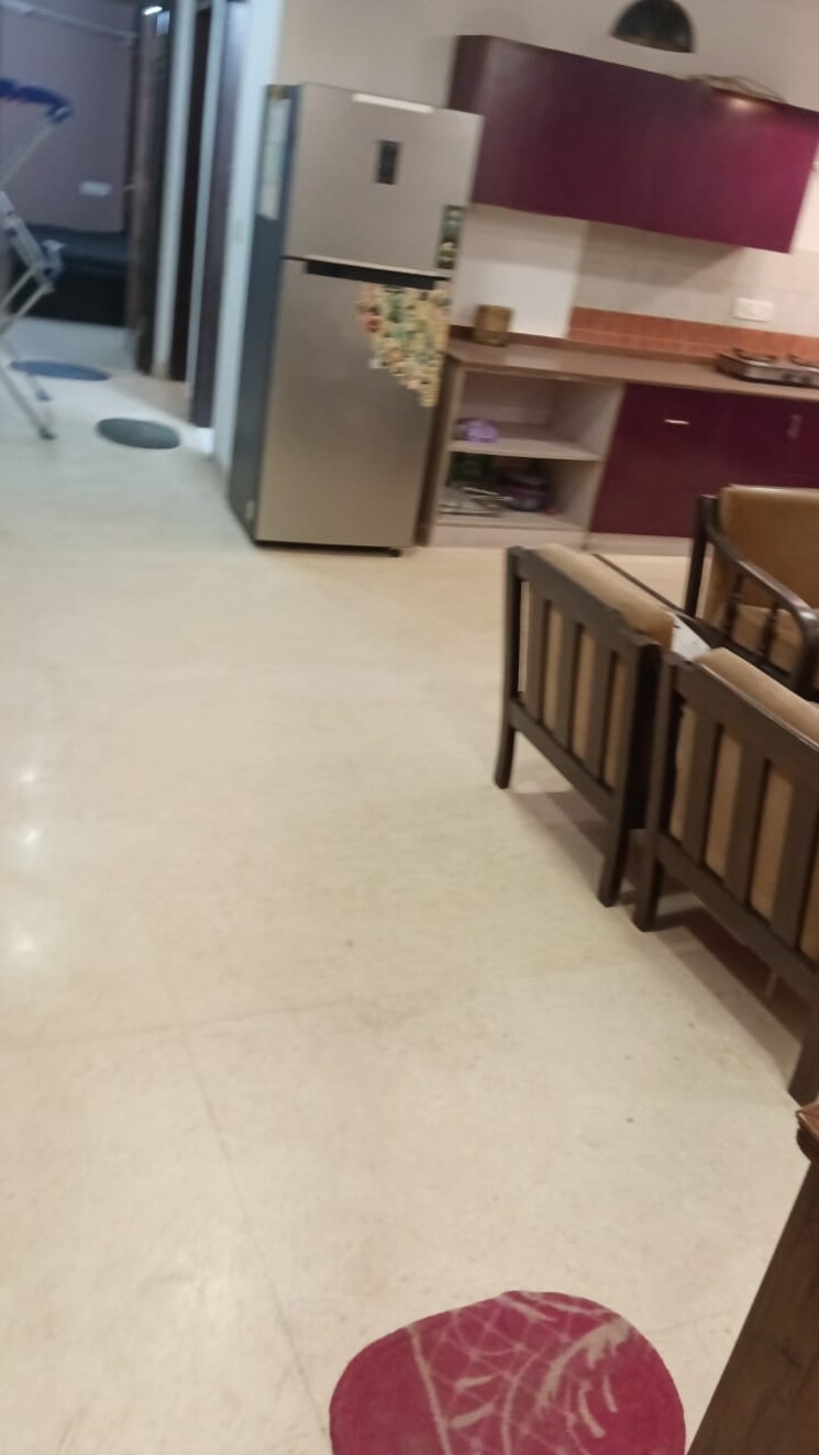 Living Room, maidan garhi 2 Bedroom 90 Sq.Yd. Builder Floor In Maidan Garhi Delhi 9368001