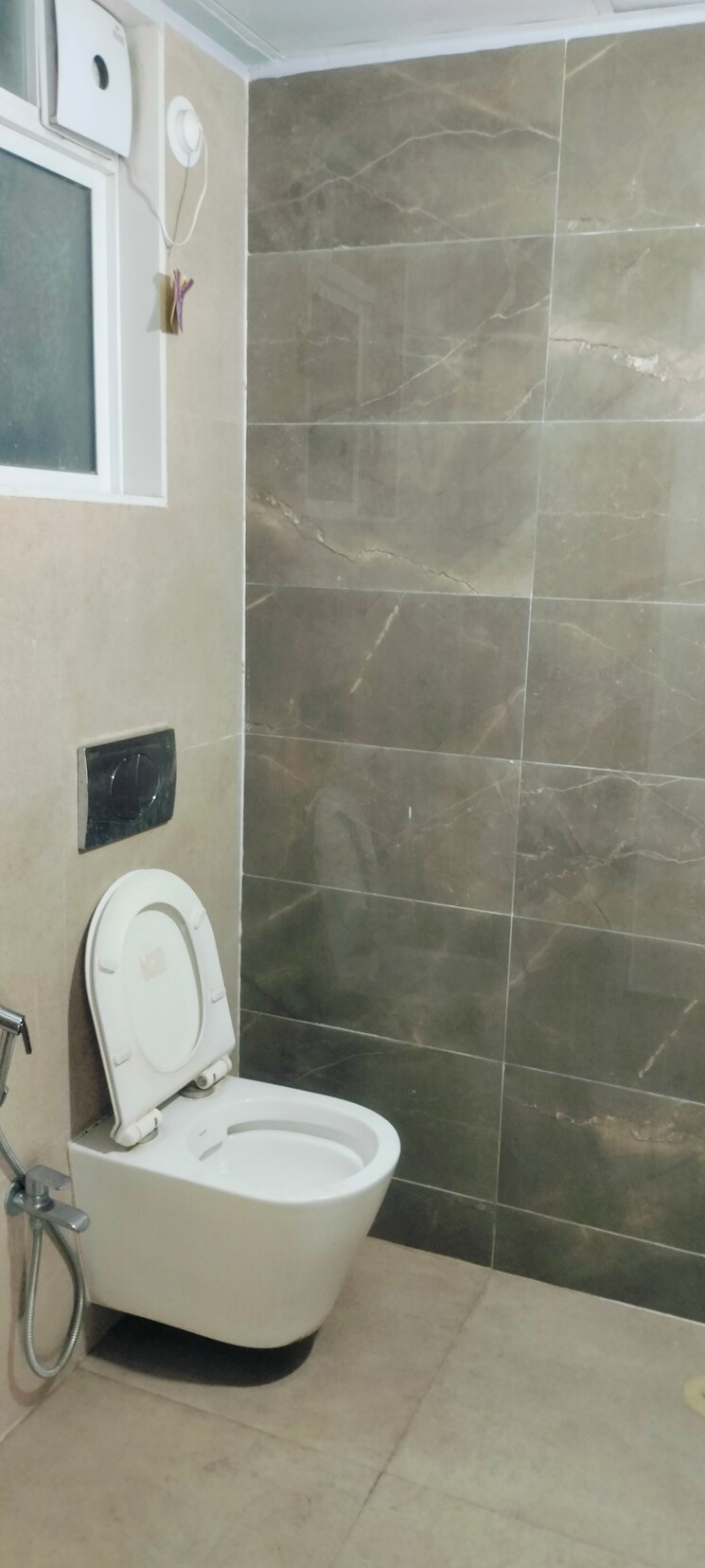 Bathroom, dosti-oro-67 1 Bedroom 457 Sq.Ft. Apartment In Kandivali West Mumbai 9367979