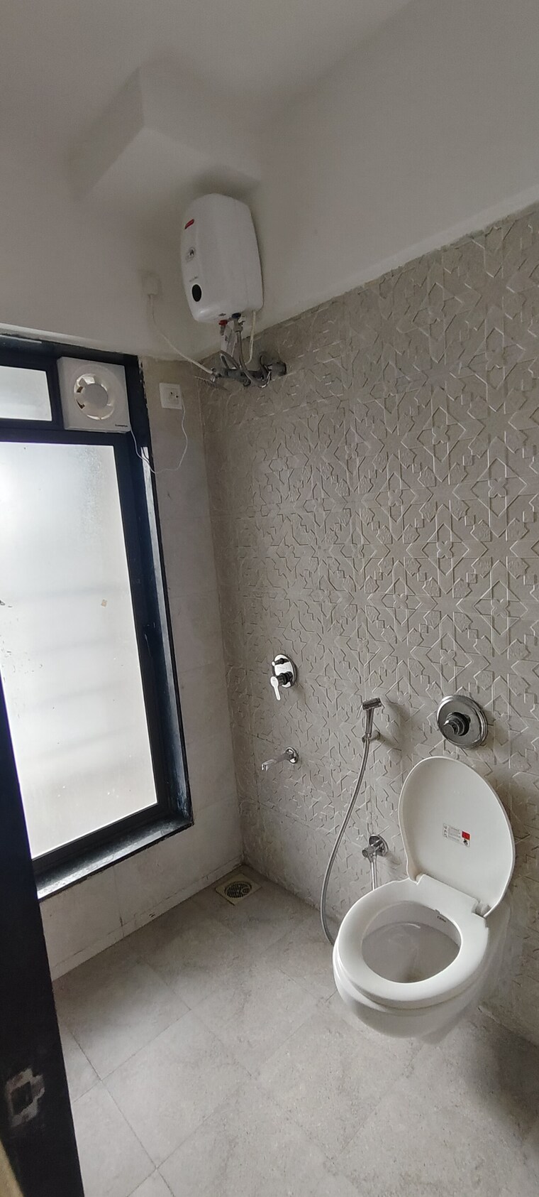 Bathroom, uk-iridium 2 Bedroom 544 Sq.Ft. Apartment In Kandivali East Mumbai 9368014