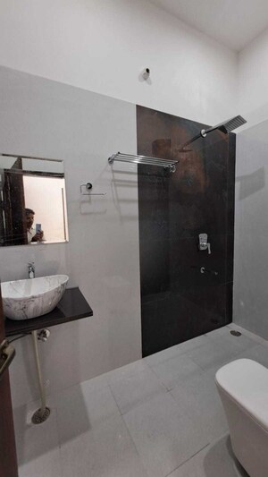Bathroom in 6+ BHK Villa at Jagdamba Nagar – for Sale