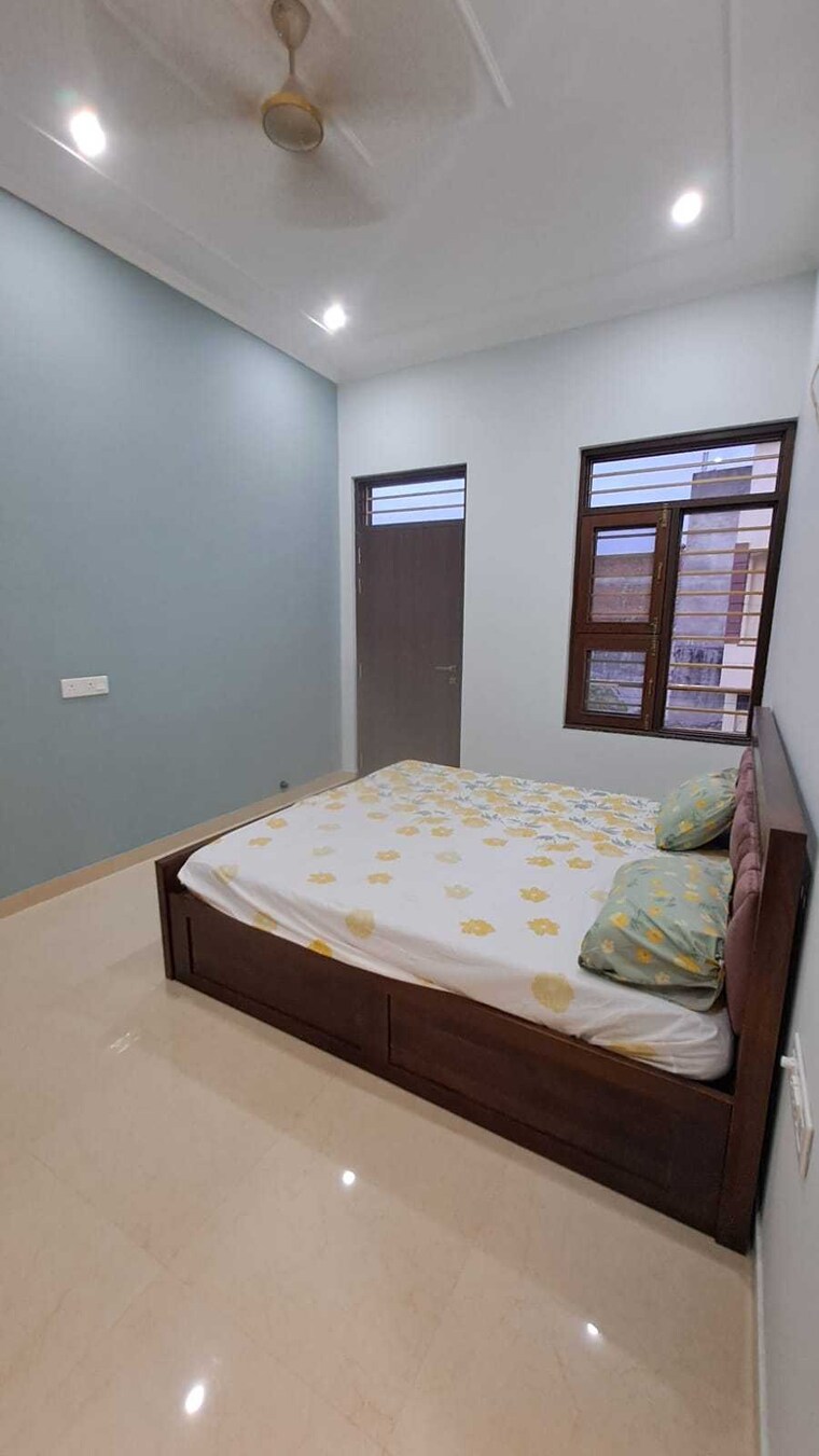 Bedroom, jagdamba nagar 6+ Bedroom 200 Sq.Yd. Villa In Jagdamba Nagar Jaipur 9368005