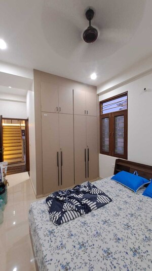 Bedroom in 6+ BHK Villa at Jagdamba Nagar – for Sale