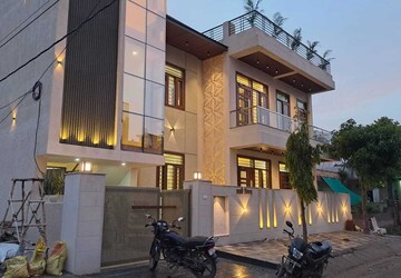 6+ BHK Villa – Exterior View View at Jagdamba Nagar - for Sale