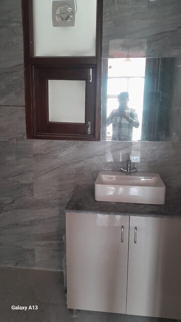 Room in 3 BHK Builder Floor at Kohli One Malibu Town Plot, Sector 47 – for Rent