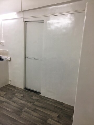 Room in 1 RK Apartment at Bandra West – for Rent