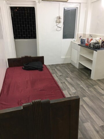 Bedroom in 1 RK Apartment at Bandra West – for Rent