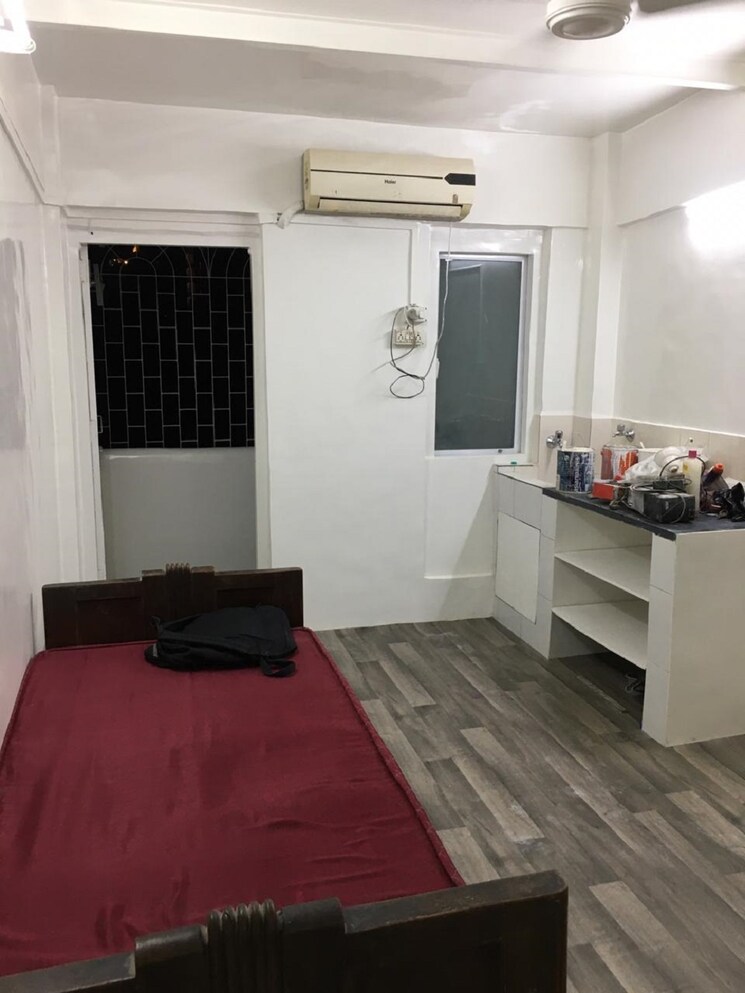 Bedroom, bandra west 1 RK 250 Sq.Ft. Apartment In Bandra West Mumbai 9368019