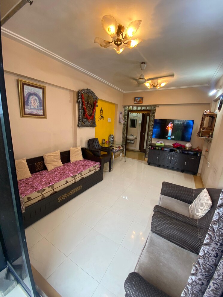 Bedroom, ahuja-sea-crown 1 Bedroom 644 Sq.Ft. Apartment In Kandivali West Mumbai 9367999