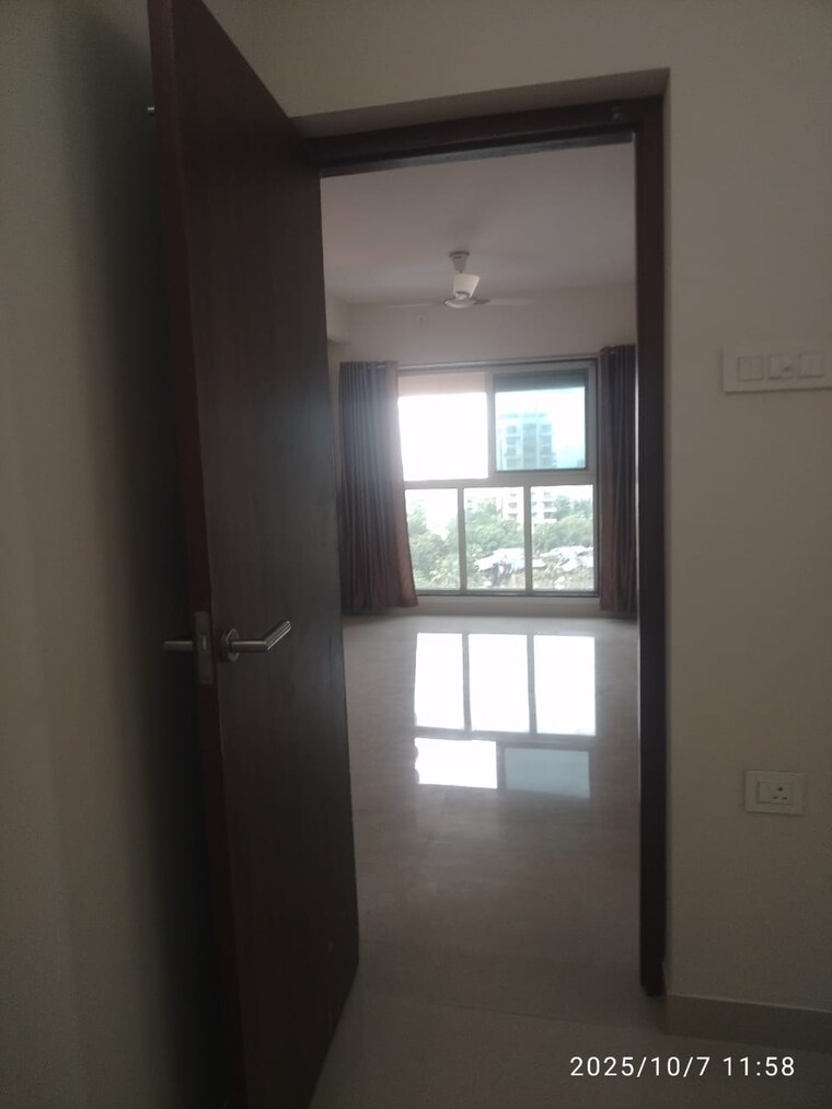 Room, worli 2 Bedroom 550 Sq.Ft. Apartment In Worli Mumbai 9368075