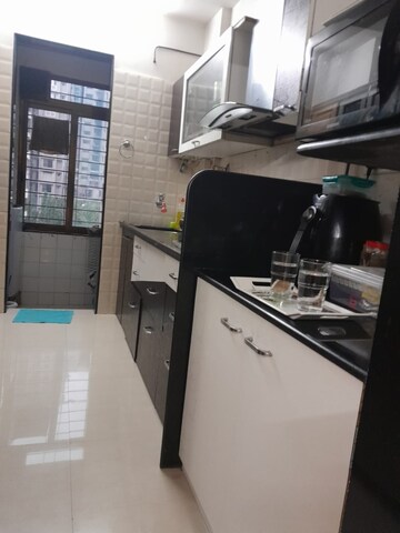 Team Area in 2 BHK Apartment at Golden Gate CHS, Kandivali West – for Rent