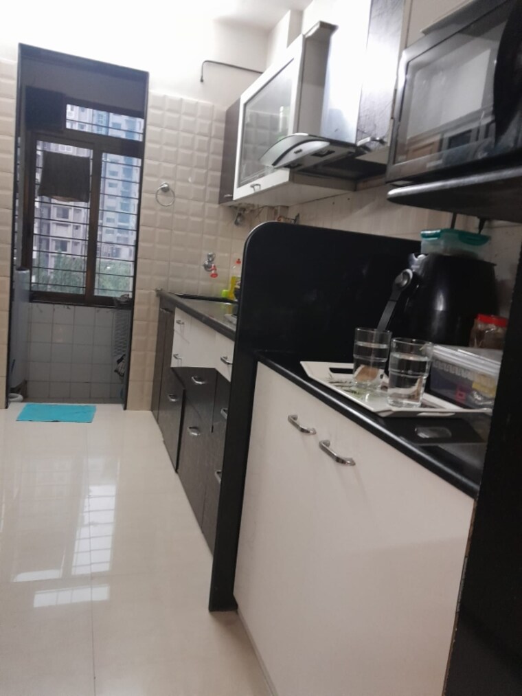 Team Area, golden-gate-chs 2 Bedroom 800 Sq.Ft. Apartment In Kandivali West Mumbai 9368082