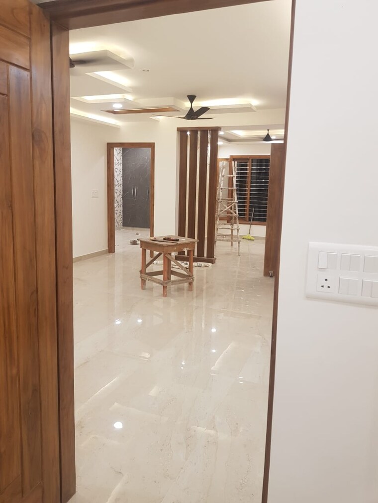 Room, amolik-aster-woods 3 Bedroom 1300 Sq.Ft. Builder Floor In Sector 98 Faridabad 9368111