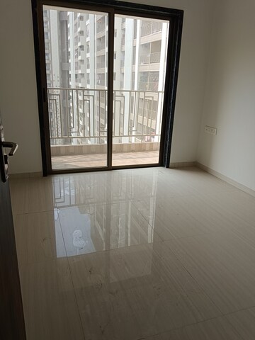 Room in 2 BHK Apartment at Regency Anantam, Dombivli East – for Rent