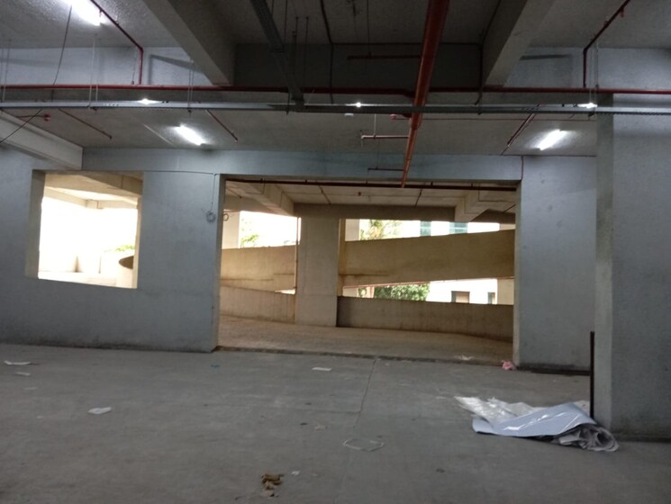  Parking, goodwill-bizhub Commercial Warehouse 1724 Sq.Ft. In Turbhe Navi Mumbai 9368160
