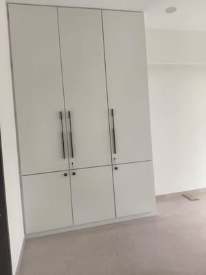 Furnished Amenities in 3 BHK Apartment at Adani Ten BKC, Bandra East – for Rent