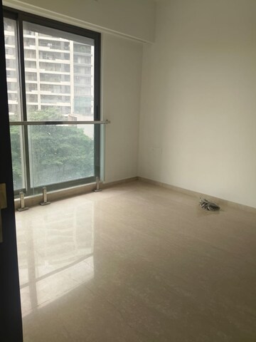 Room in 3 BHK Apartment at Adani Ten BKC, Bandra East – for Rent