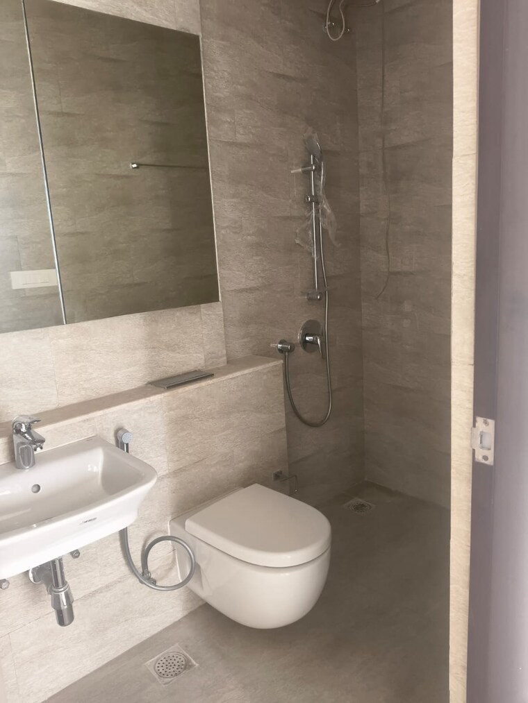 Bathroom, adani-ten-bkc 3 Bedroom 1113 Sq.Ft. Apartment In Bandra East Mumbai 9368168
