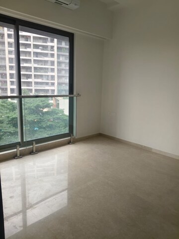 Room in 3 BHK Apartment at Adani Ten BKC, Bandra East – for Rent