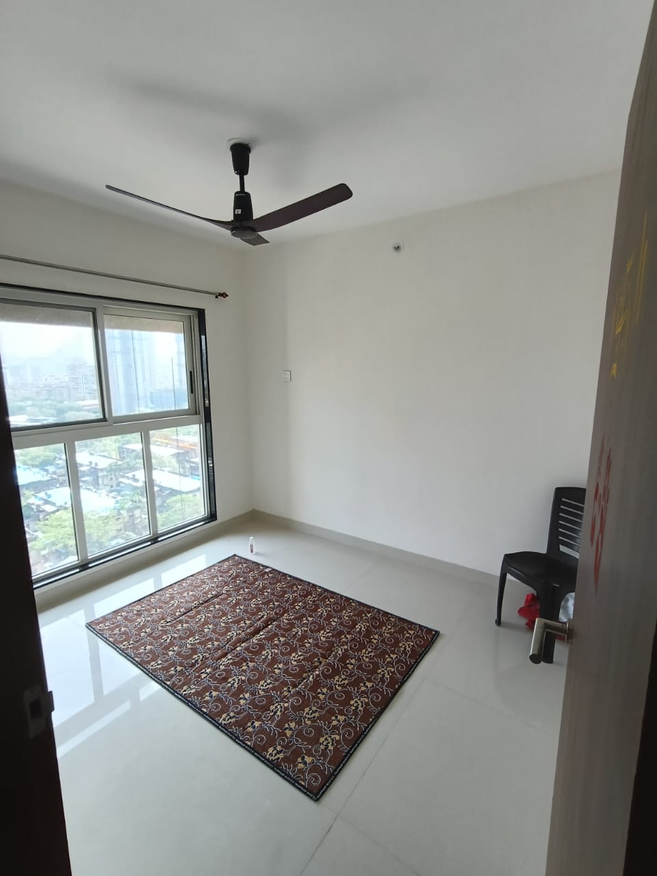 2 BHK + Servant Room Apartment For Rent in Worli Residency