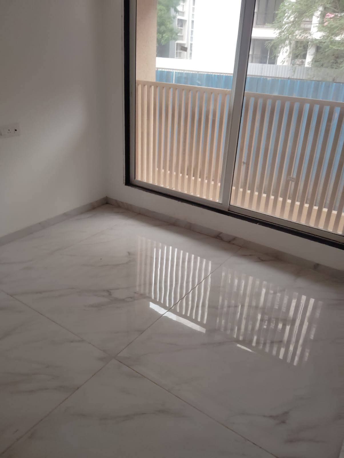 2 BHK + Servant Room Apartment For Rent in Worli Sneha CHS