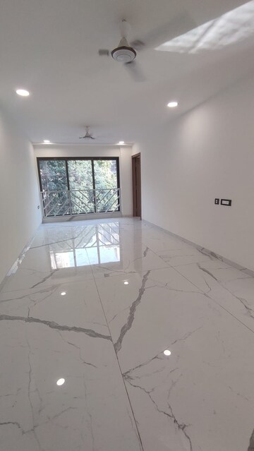 Furnished Amenities in 3 BHK Apartment at Kripa Allure, Bandra West – for Sale