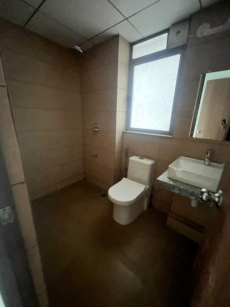 Bathroom, kalpataru-immensa-d 2 Bedroom 598 Sq.Ft. Apartment In Kolshet Industrial Area Thane 9368211