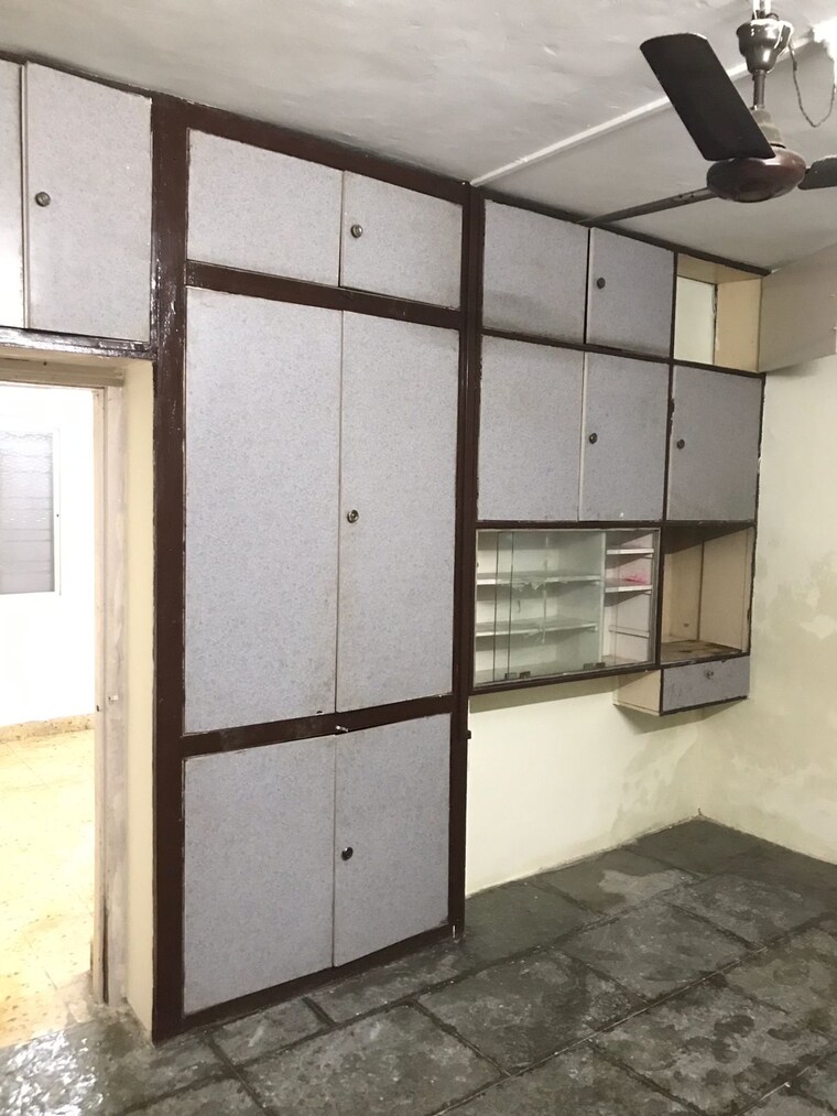 Room, navi peth 1 RK 500 Sq.Ft. Apartment In Navi Peth Pune 9368225