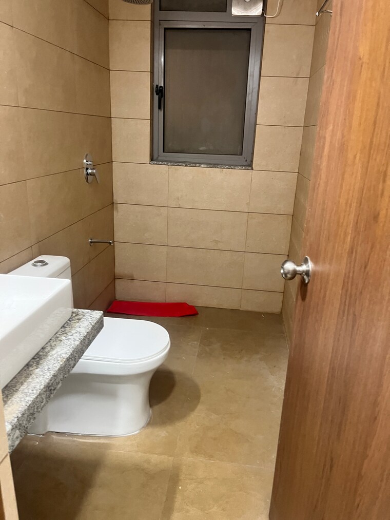 Bathroom, kalpataru-immensa-b 2 Bedroom 632 Sq.Ft. Apartment In Kolshet Industrial Area Thane 9368224